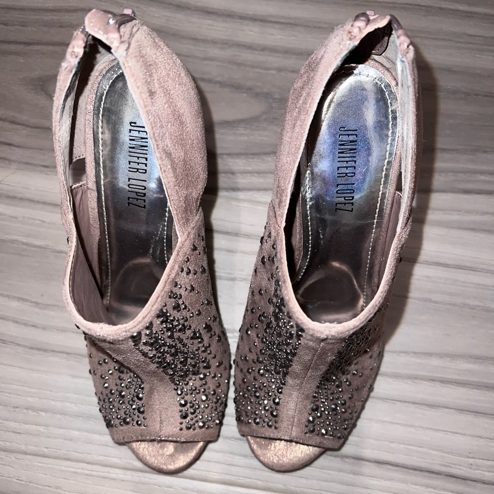 Jennifer Lopez Rhinestone Heels - Picture 3 of 8